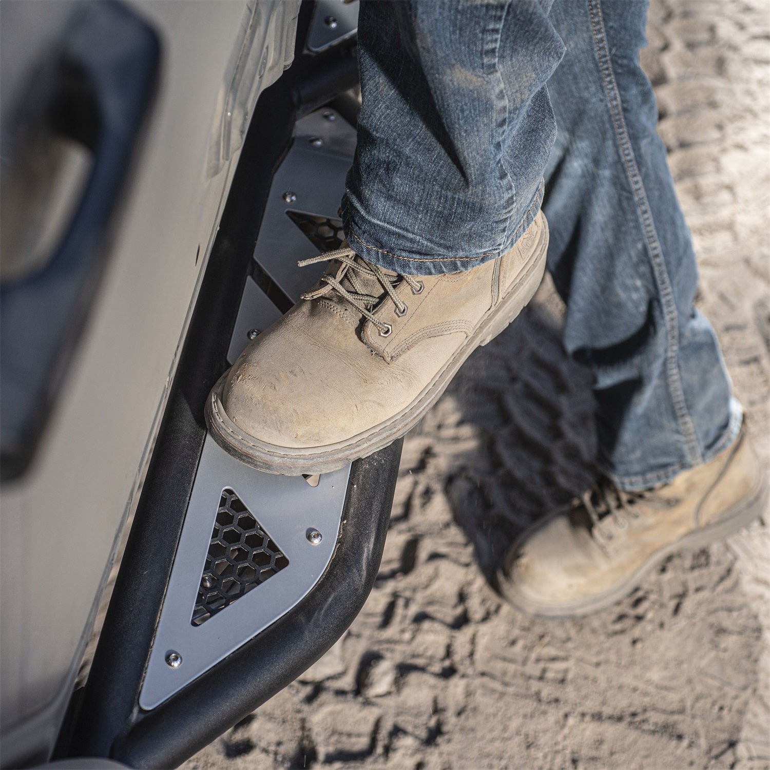 SmittyBilt APOLLO SLIDERS WITH STEP - SB77734