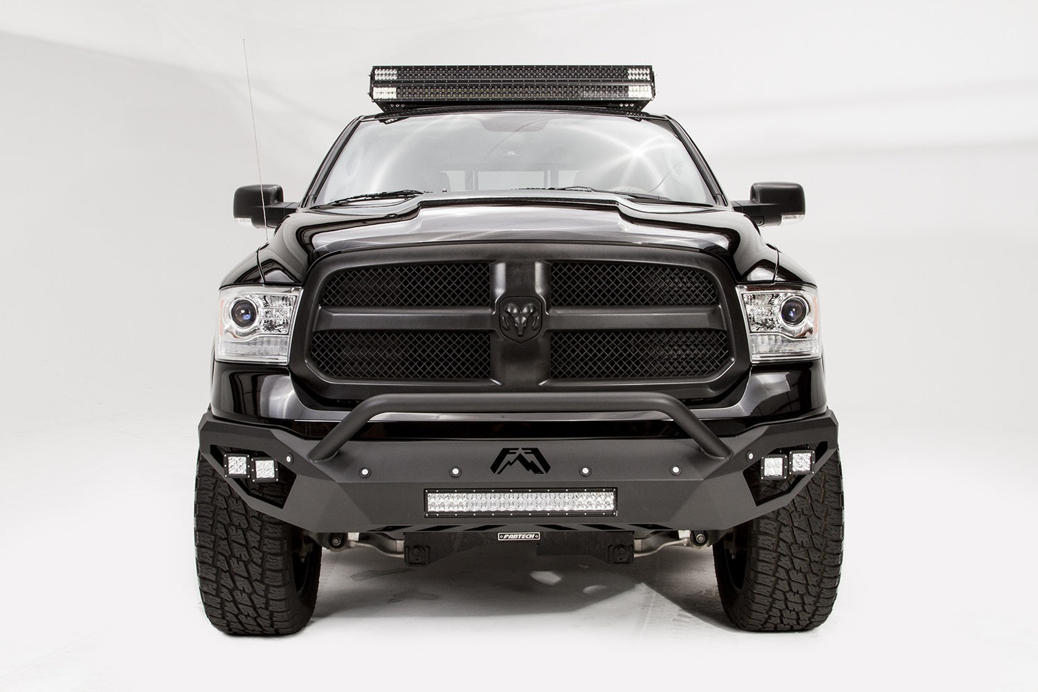 Fab Fours DR13-D2952-1 Vengeance Front Bumper Fits 13-18 1500
