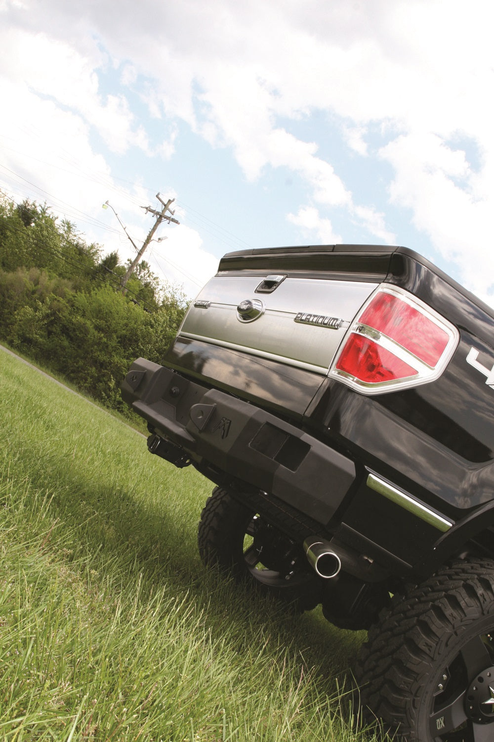 Fab Fours FF09-W1750-1 Heavy Duty Rear Bumper Fits 09-14 F-150