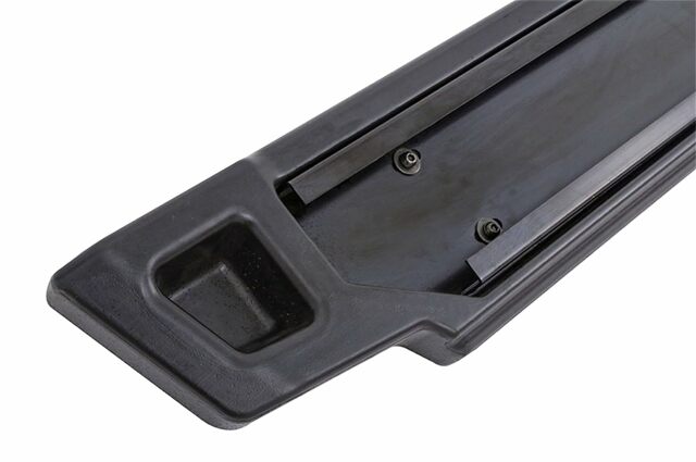 Dee Zee DZ16621 Molded Running Board