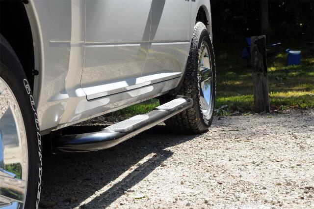 Dee Zee DZ3700301 3" Round Universal Nerf Bars