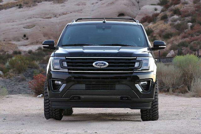 Fabtech FTL5211 Leveling System Fits 18-20 Expedition