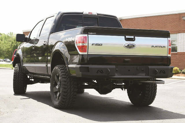 Fab Fours FF09-W1750-1 Heavy Duty Rear Bumper Fits 09-14 F-150