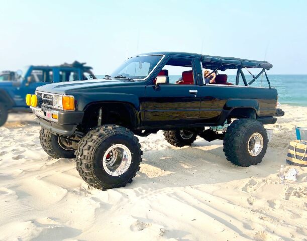 Interco Tire Company (1.7 Fet) 43X14.50-17Lt 8 Ply Black Sidewall Super Swamper/Tsl-Sx-Poly-Tubeless - SAM-09