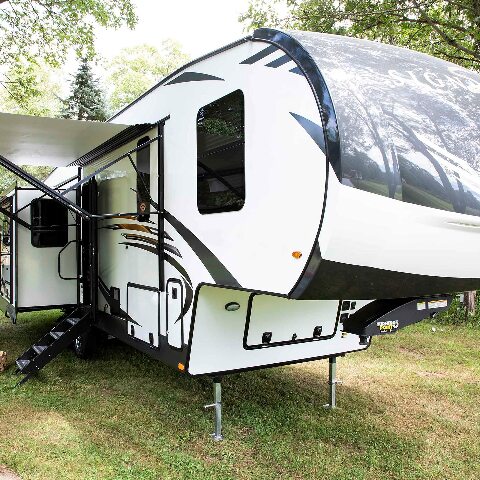 Lippert Replacement Universal-Mount Power 5th Wheel Landing Gear Kit - 6,000-Pound Capacity, 21" Stroke, Includes Legs, Foot Pads, Pins, Gears, Motors, Switch, Mounting Brackets, Crank Handle - 333964