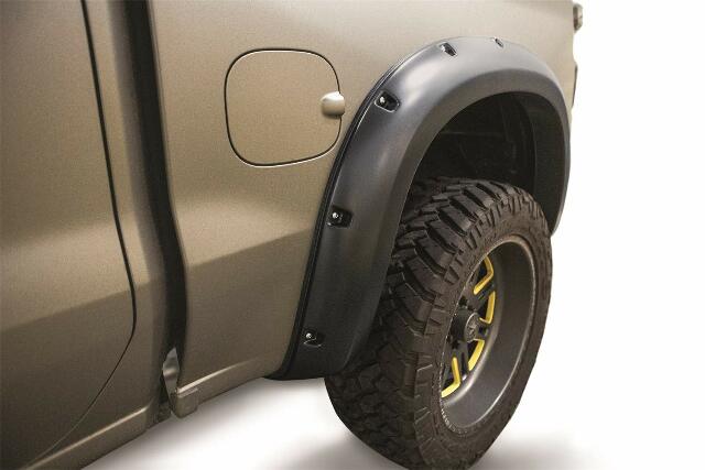 RealTruck Lund RX140T Fender Flares