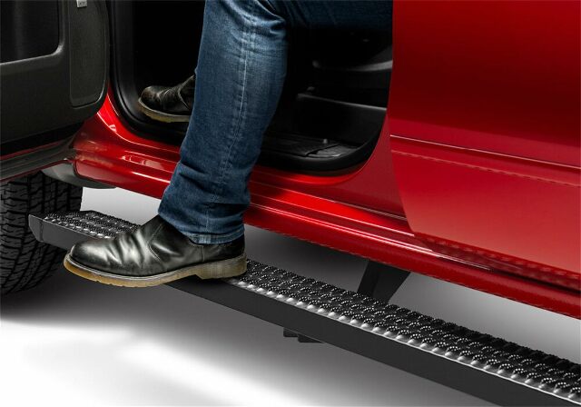 N-FAB Growler Fleet Cab Length Step, Textured Black | GFC17RC-TX | Compatible with Chevy-GMC 2500 / 3500 (Diesel) Regular Cab 17-18