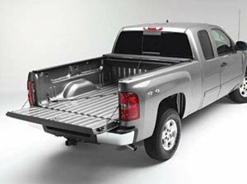 Roll-N-Lock LG207M Locking Retractable M-Series Truck Bed Tonneau Cover for 2007-2013 Silverado & Sierra | Fits 6.6' Bed , Black
