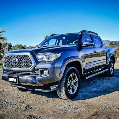 Westin 27-74735 Grate Steps Running Boards 79 in. Textured Black Pair