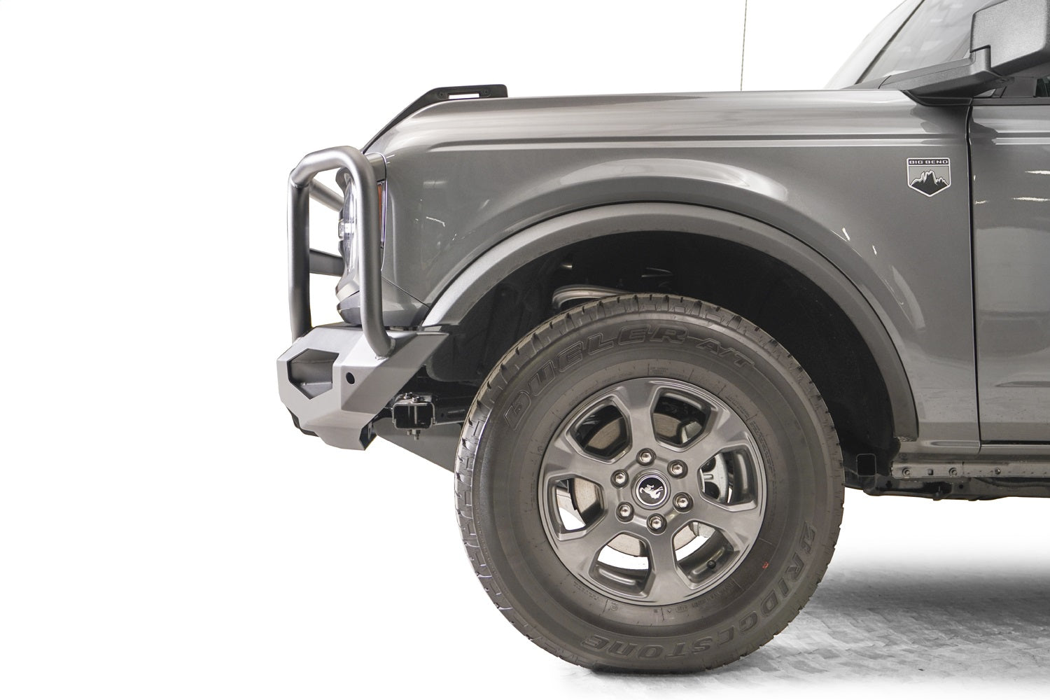 Fab Fours FB21-X5250-1 Matrix Front Bumper Fits 21-22 Bronco