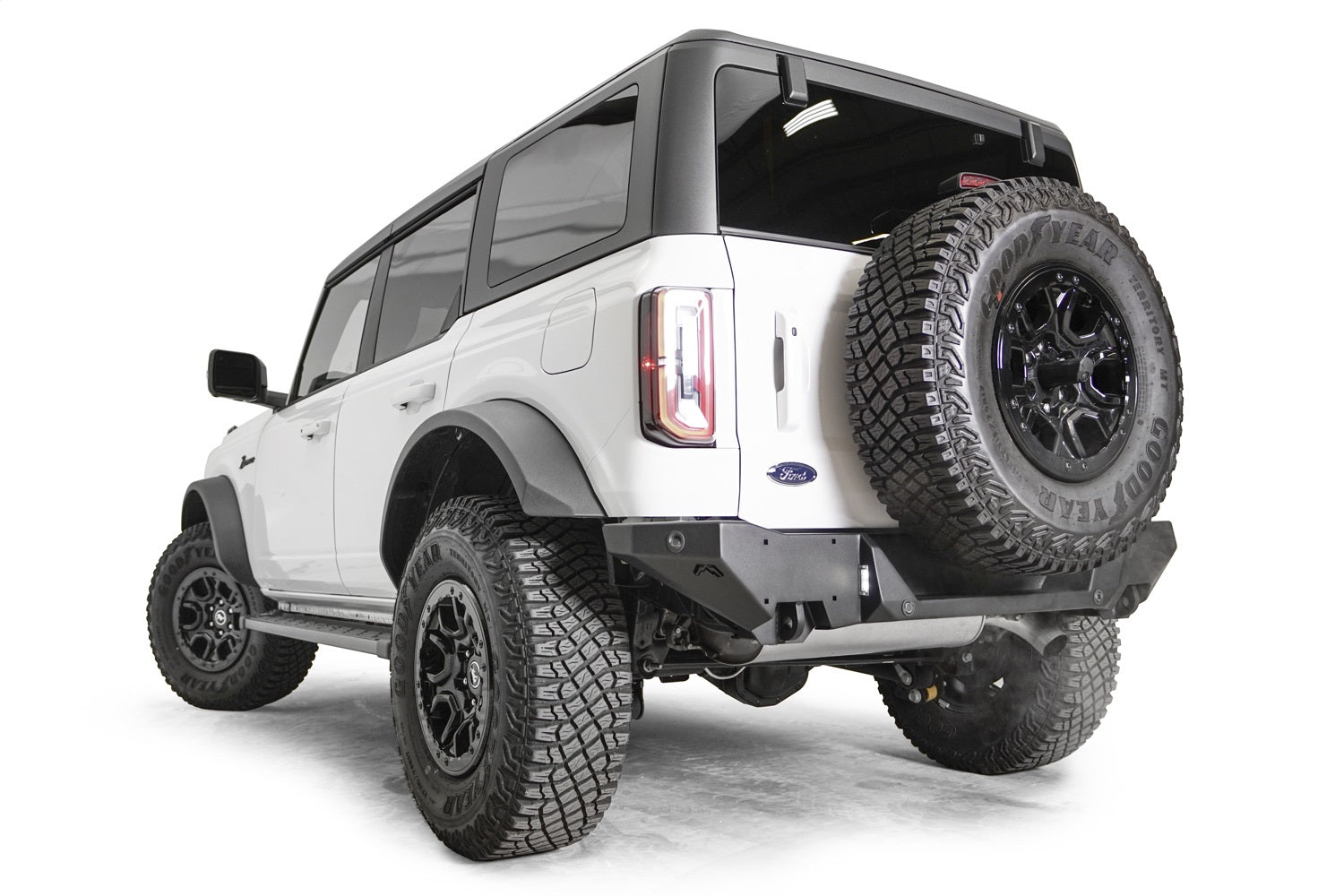 Fab Fours FB21-Y5251-1 Premium Rear Bumper Fits 21-22 Bronco