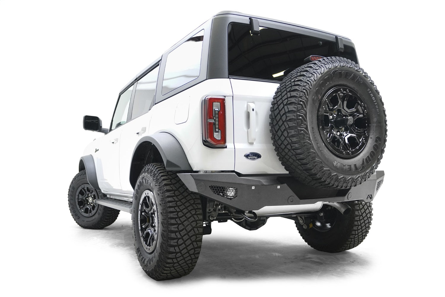 Fab Fours FB21-Y5252-1 Standard Rear Bumper Fits 21-22 Bronco