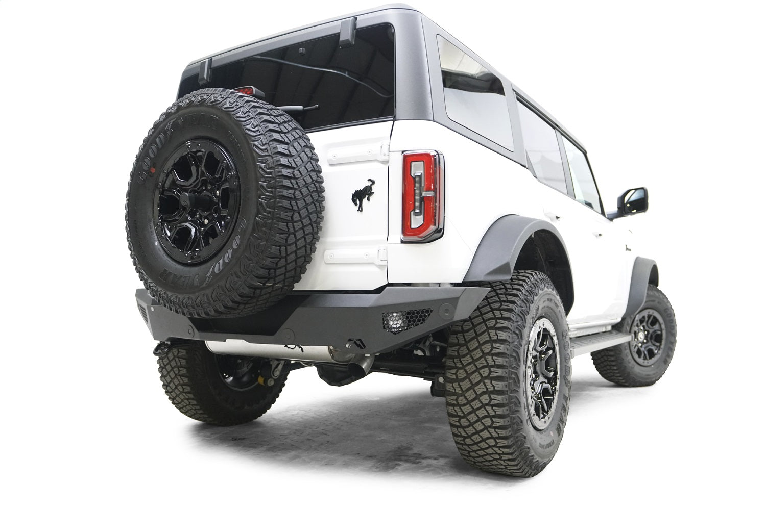 Fab Fours FB21-Y5252-1 Standard Rear Bumper Fits 21-22 Bronco