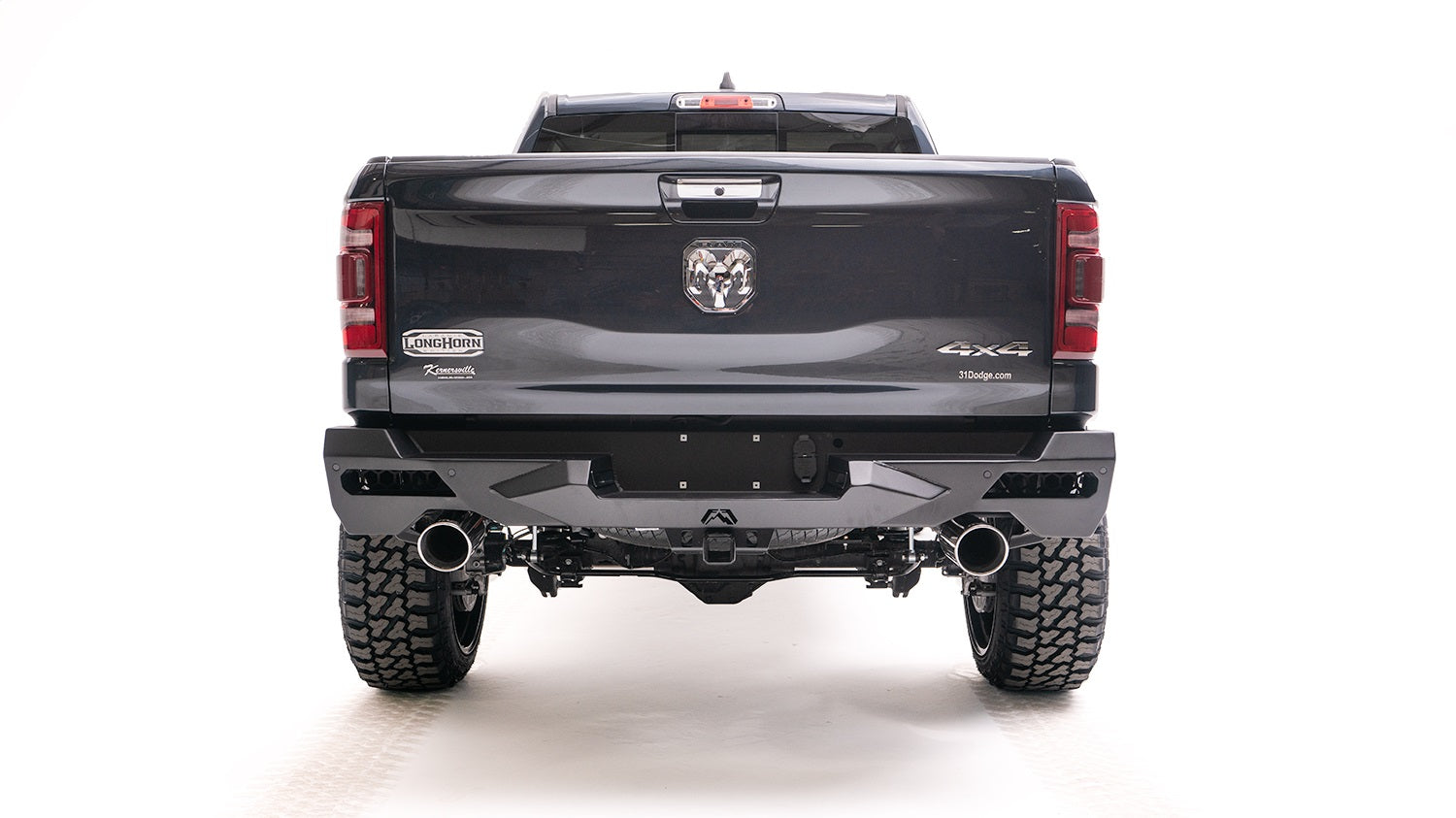 Fab Fours DR19-E4251-1 Vengeance Rear Bumper Fits 19-20 1500