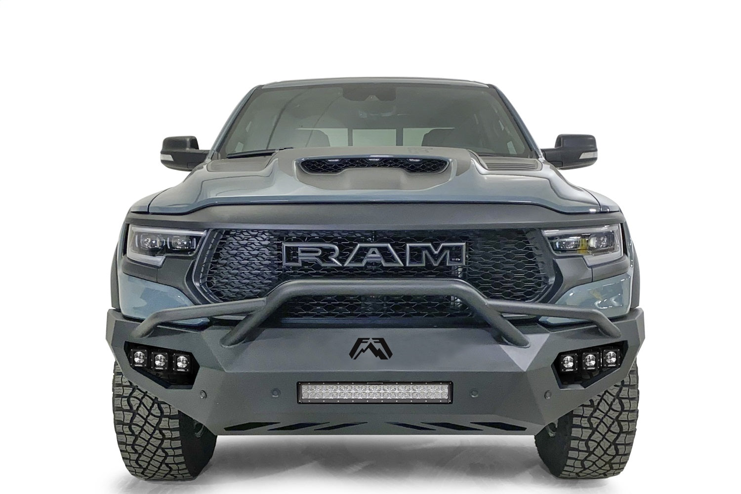 Fab Fours DX21-V4552-1 Vengeance Front Bumper Fits 21-22 1500