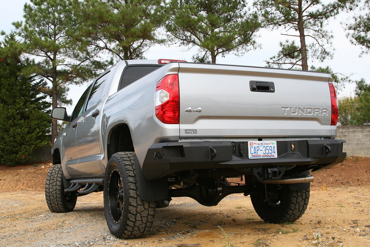 Fab Fours TT14-W2850-1 Heavy Duty Rear Bumper Fits 14-20 Tundra