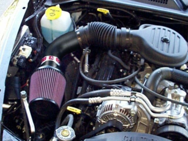 AIRAID Cold Air Intake System by K&N: Increased Horsepower, Cotton Oil Filter: Compatible with DODGE (Dakota, Durango) AIR-300-107 1997-2003