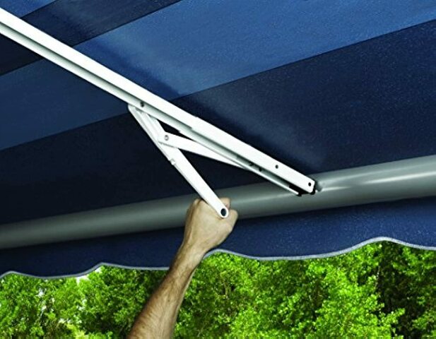 Carefree 902865White Rafter 6 with Automatic Awning and Ground Support