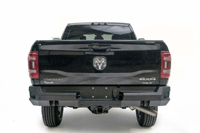 Fab Fours DR19-W4451-1 Premium Rear Sensor Bumper Fits 19-22 2500 3500