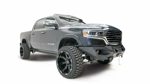 Fab Fours DR19-X4251-1 Matrix Front Bumper Fits 19-22 1500