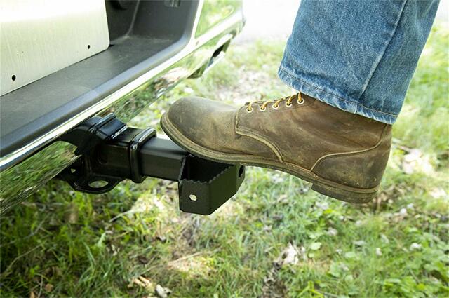 Dee Zee DZ15302S Serrated Hitch Step
