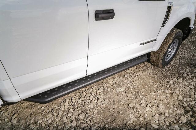 Dee Zee 16311 NXT Running Board