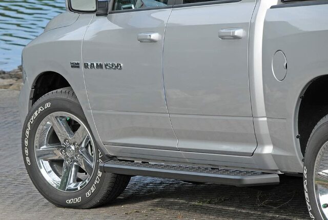 Dee Zee 16321 NXt Running Board Step