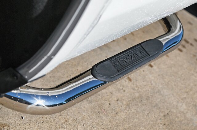 Dee Zee DZ370113 3" Round Stainless Steel Nerf Bars, Silver