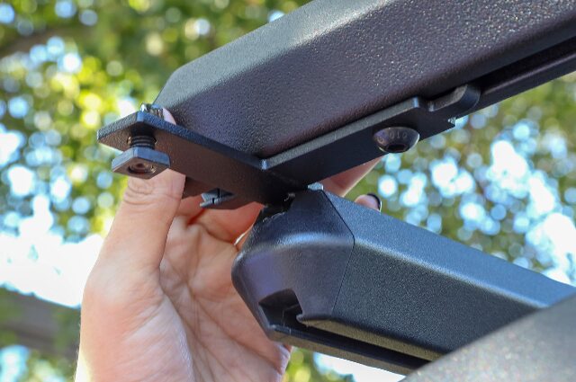 Dee Zee DZ99799TB Hex Cross Rail