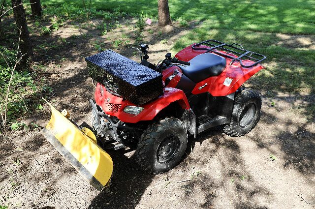 Dee Zee M206 Specialty Series ATV Box , Black