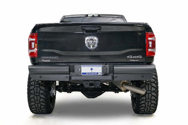 Fab Fours DR19-U4450-1 Elite Rear Bumper Fits 19-20 2500 3500