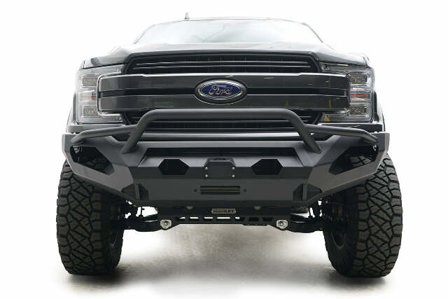 Fab Fours FF18-X4552-1 Matrix Front Bumper Fits 18-20 F-150