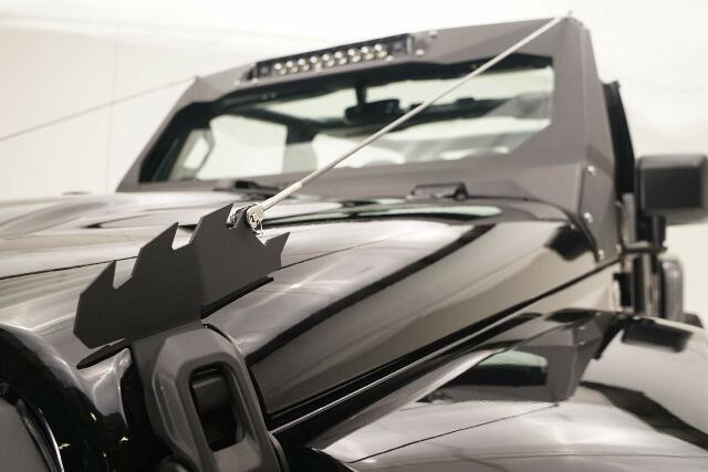 Fab Fours JL1060-1 ViCowl Limb Riser Fits 18-20 Wrangler (JL)