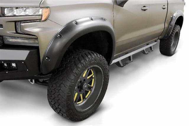 RealTruck Lund RX140T Fender Flares
