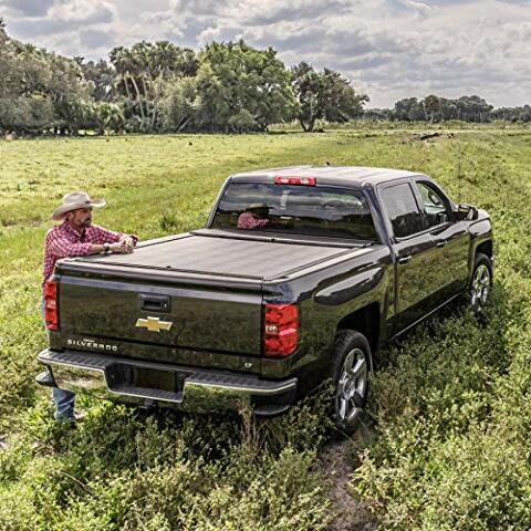 Roll-N-Lock LG445M Locking Retractable M-Series Truck Bed Tonneau Cover Compatible with Dodge Ram 1500;  Ram 2500/3500 | Compatible with 6.4' Bed 2003-2009