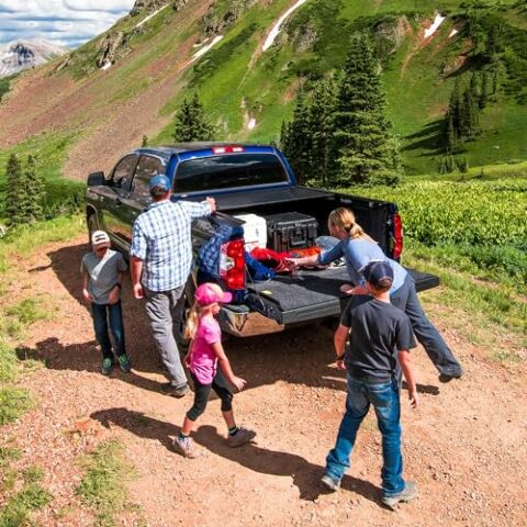 RealTruck Retrax RetraxPRO MX Retractable Truck Bed Tonneau Cover | 80722 | Compatible with -  Nissan Frontier King or Crew Cab (07-19)(w/ or w/o Utilitrack) 6' 1" Bed (73.3") 2021
