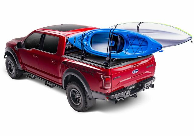 RetraxONE XR Retractable Truck Bed Tonneau Cover | T-60482 | Compatible with -  Chevy/GMC Silverado/Sierra, works w/ MultiPro/Flex tailgate (w/o factory side storage boxes) 6' 7" Bed (79.4") 2023