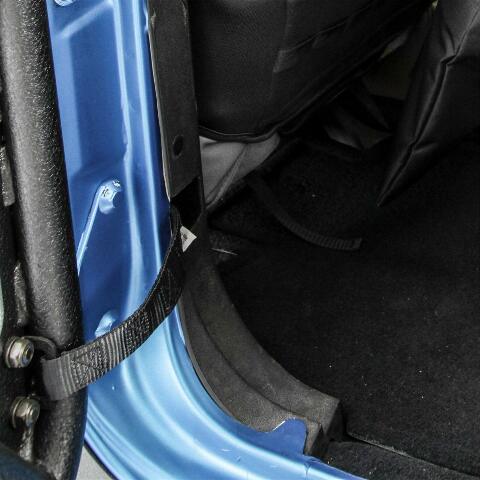 SmittyBilt ADJUSTABLE DOOR STRAP - SB769401