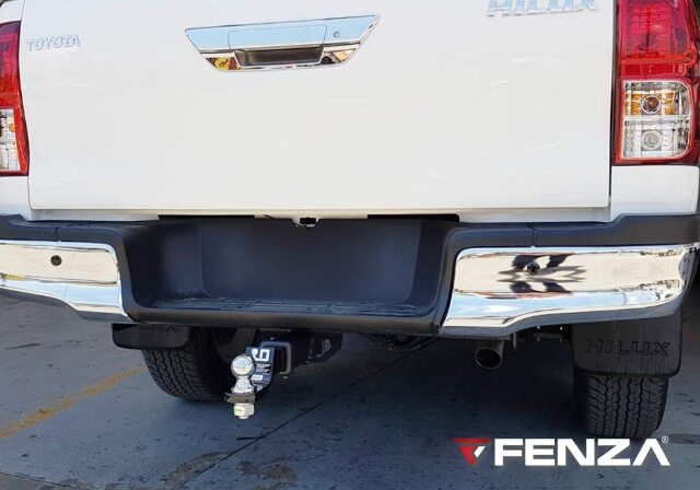 Fenza Class III Towing Hitch Receiver – Compatible with Toyota Hilux 2016–2025 | 6,500 lbs Capacity